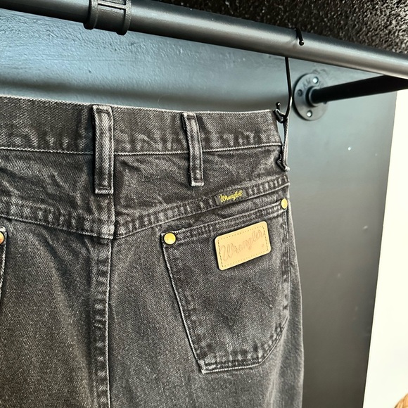 Vintage black wranglers - Picture 6 of 8